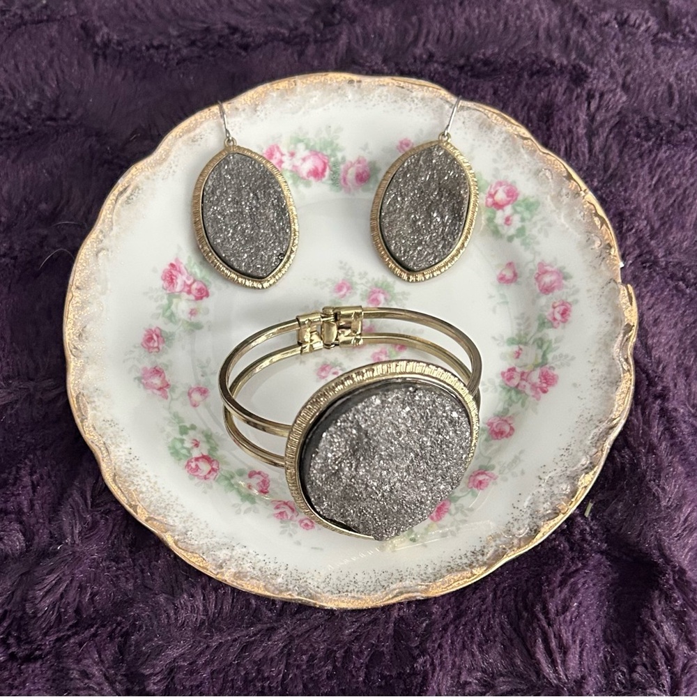 Titanium Druzy Cuff and Earring Set